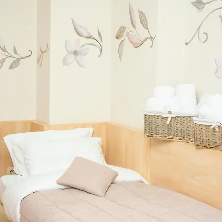 Platamon Centrale Szálloda 2*