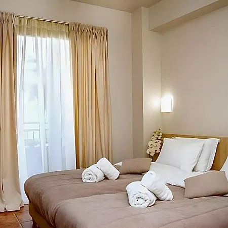 Platamon Centrale Hotel 2*