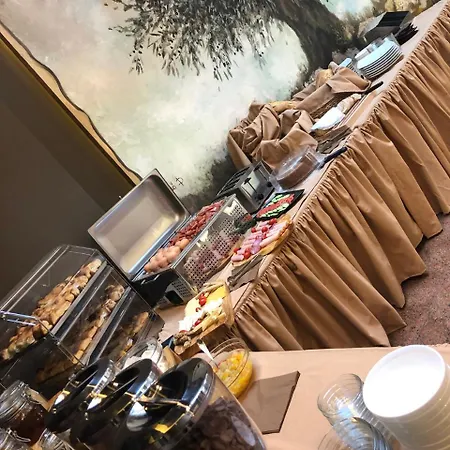 Platamon Centrale Hotel 2*