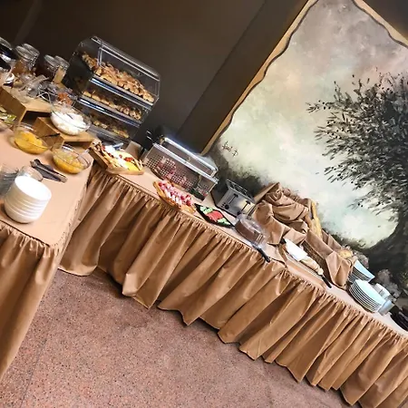 فندق Platamon Centrale 2*