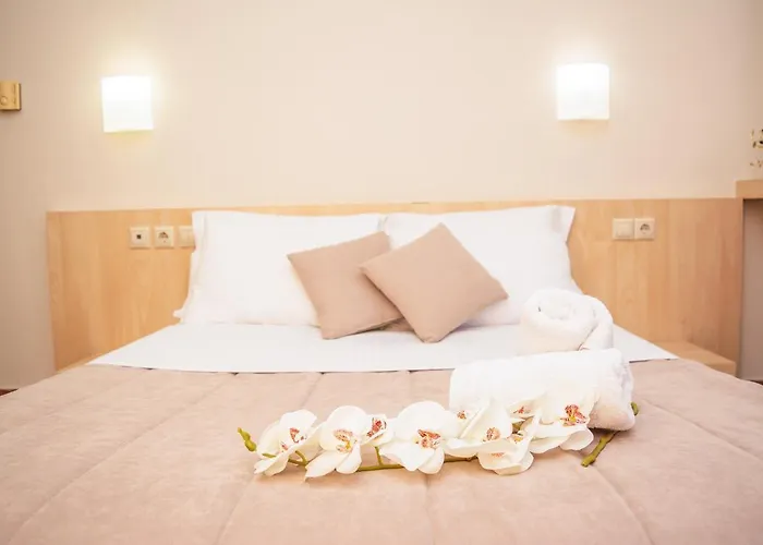 Platamon Centrale Hotel 2*